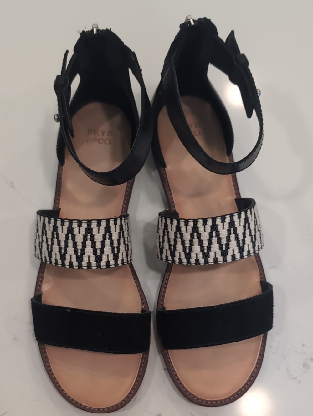 Frye Black and White Woven Strap Leather Sandals